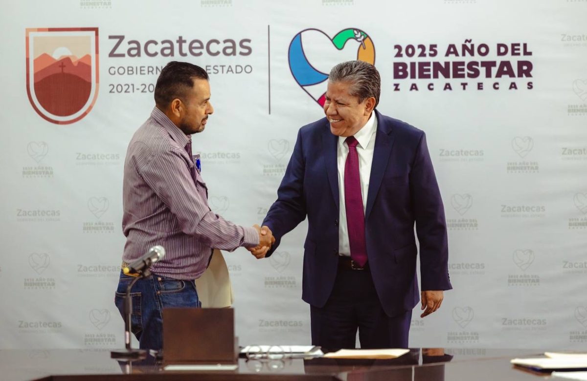 AVANZA ENTREGA DE CONCESIONES PARA TAXISTAS EN ZACATECAS