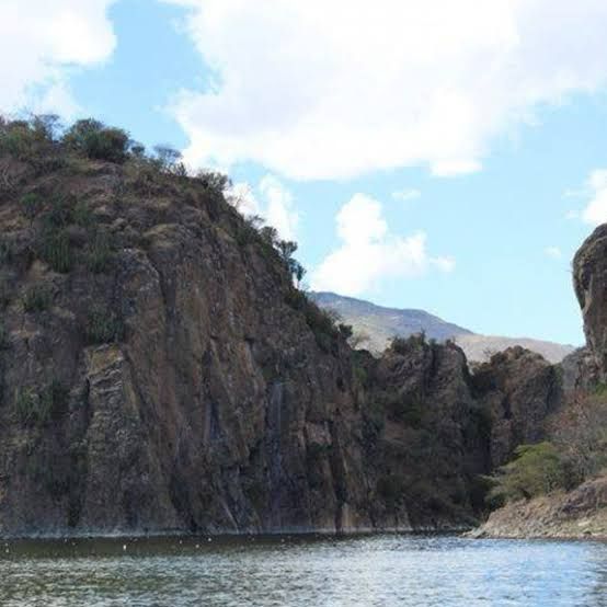 Mujer sin vida es encontrada flotando en la presa El Chique