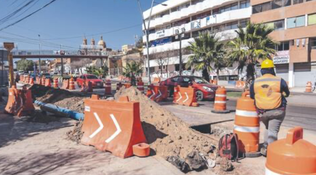 Juez ordena retirar máquinas del bulevar metropolitano