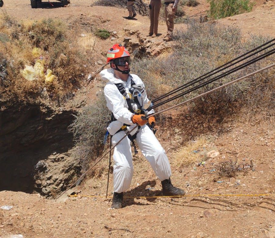 Exploran tiro de mina en busca de desaparecidos en Zacatecas
