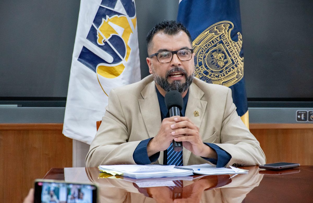Asume Armando Flores de la Torre las riendas de la UAZ tras detención del rector Rubén Ibarra