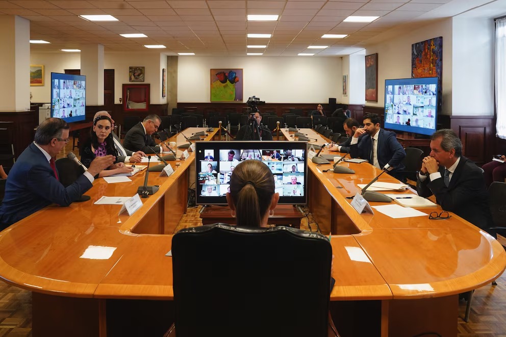 Industria del acero y aluminio mexicana en alerta: Sheinbaum se reúne con empresarios tras anuncio arancelario de EE. UU.