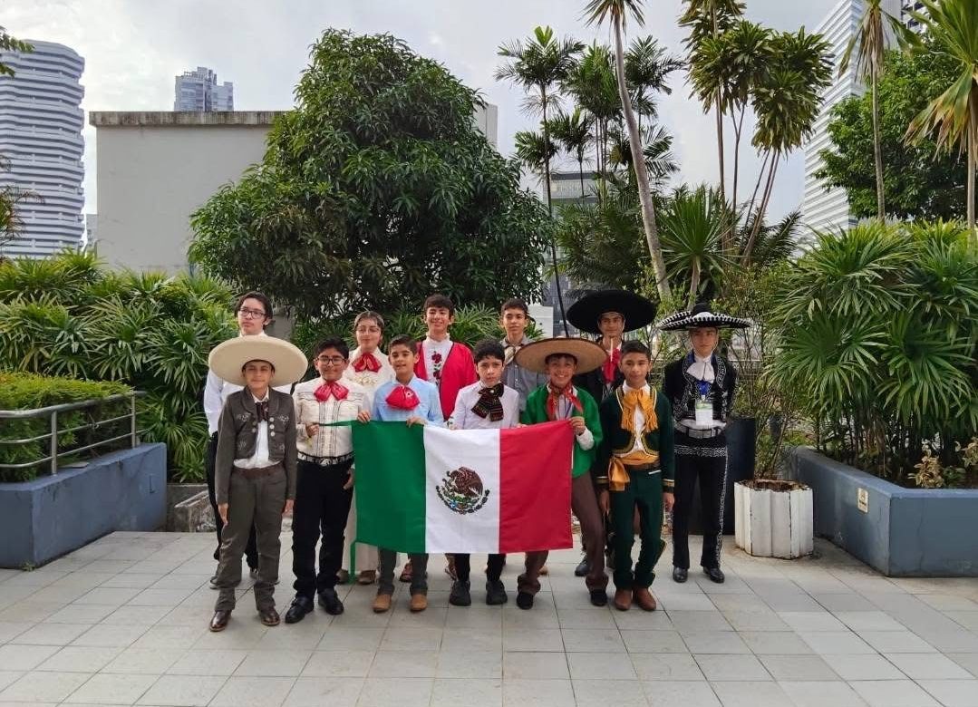 ¡Zacatecas Brilla en Asia! Matemátletas Zacatecanos Ganan 15 Medallas en Olimpiada Internacional en Singapur