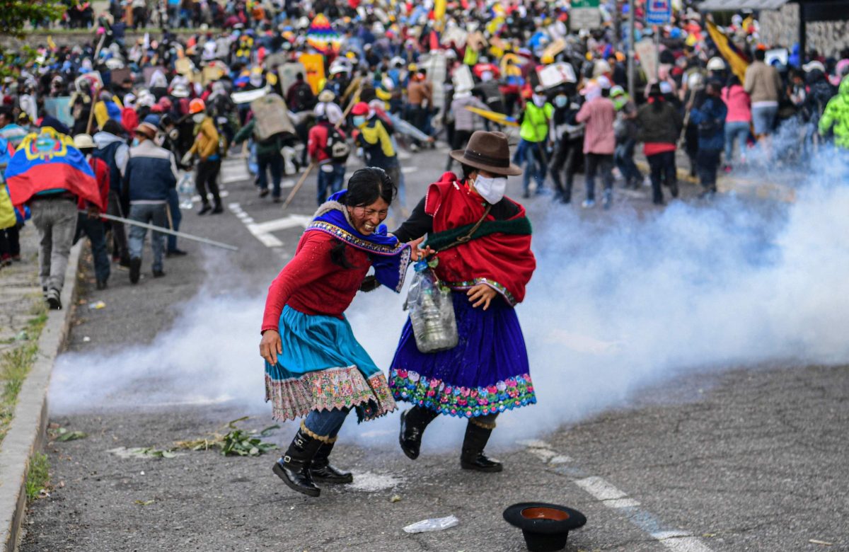 Crisis en Ecuador: Protestas Indígenas Escalan con Muertes y Enfrentamientos