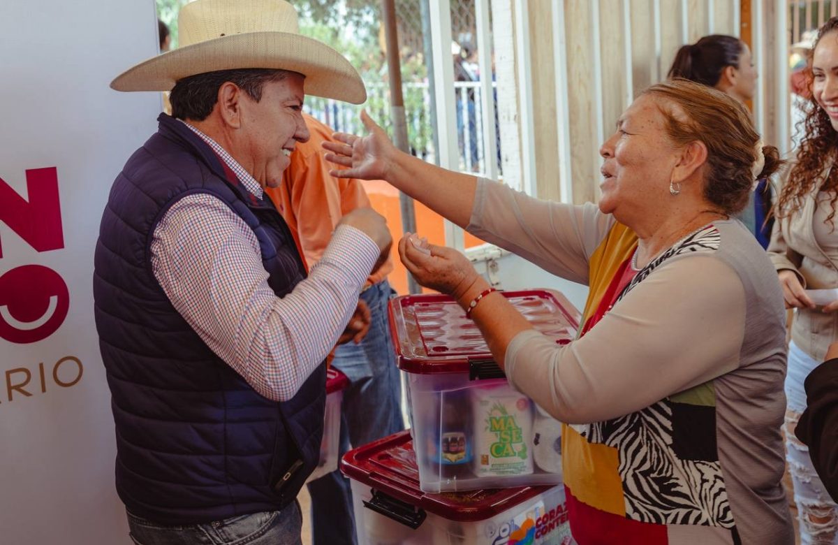 Refuerza Gobernador David Monreal apoyo alimentario en comunidades