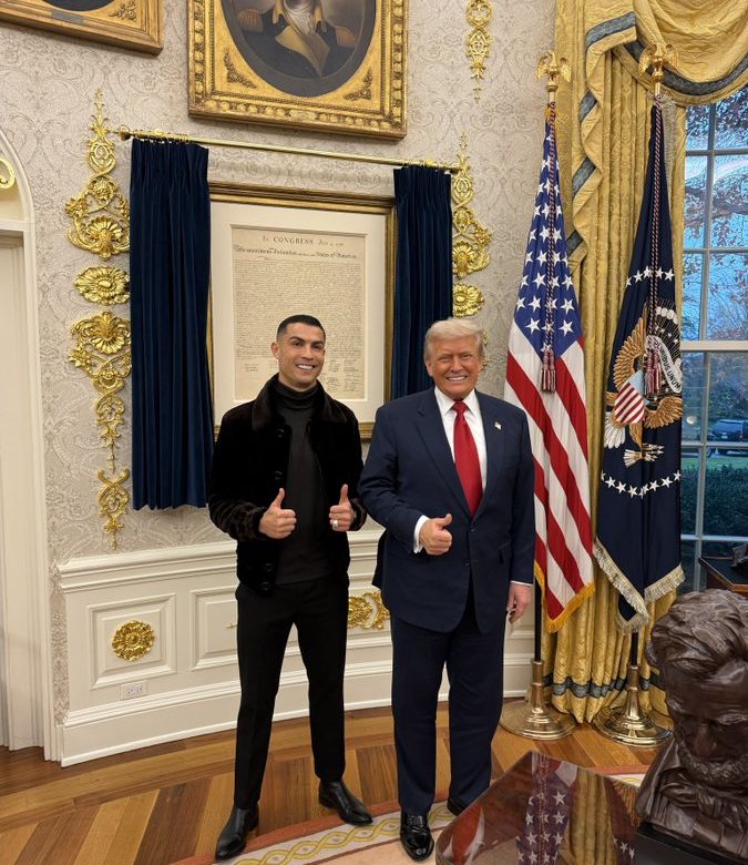 Cristiano Ronaldo recibe la llave de la Casa Blanca tras reunión privada con Trump
