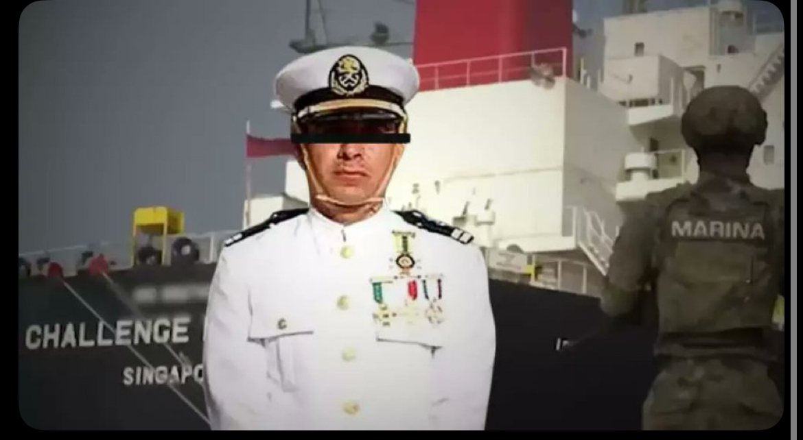 Ordenan capturar a contralmirante de Marina