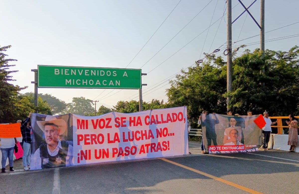 Se movilizan en Michoacán por Carlos Manzo