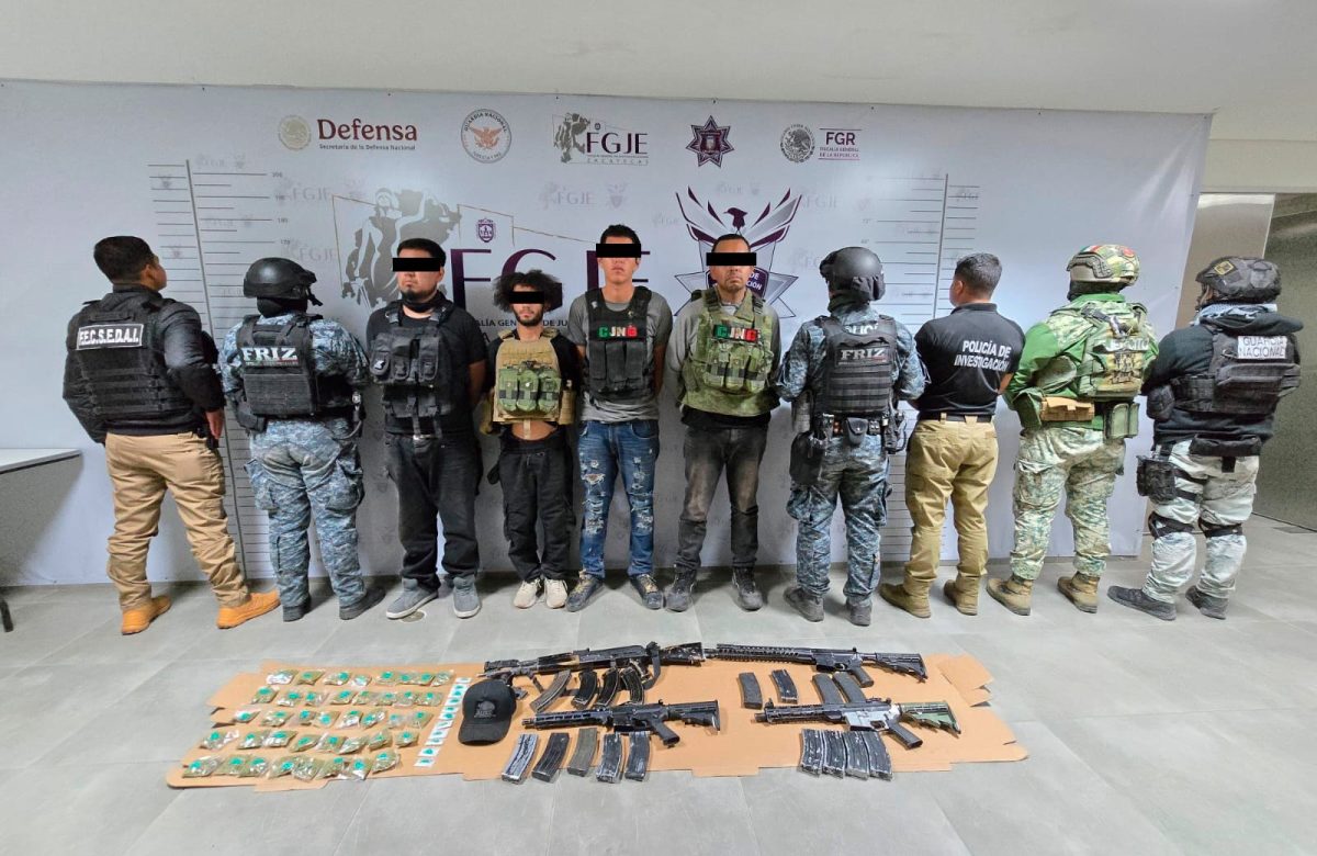 Detienen a cuatro integrantes de grupo delictivo y aseguran arsenal en Tabasco, Zacatecas
