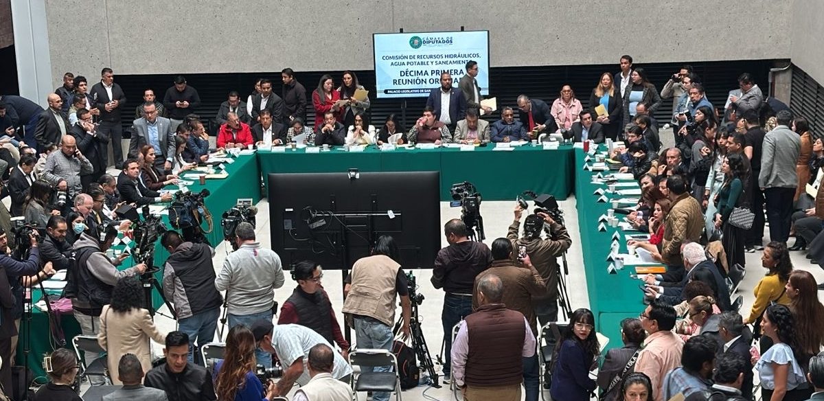 Avanza Ley de Aguas en Cámara; siguen protestas