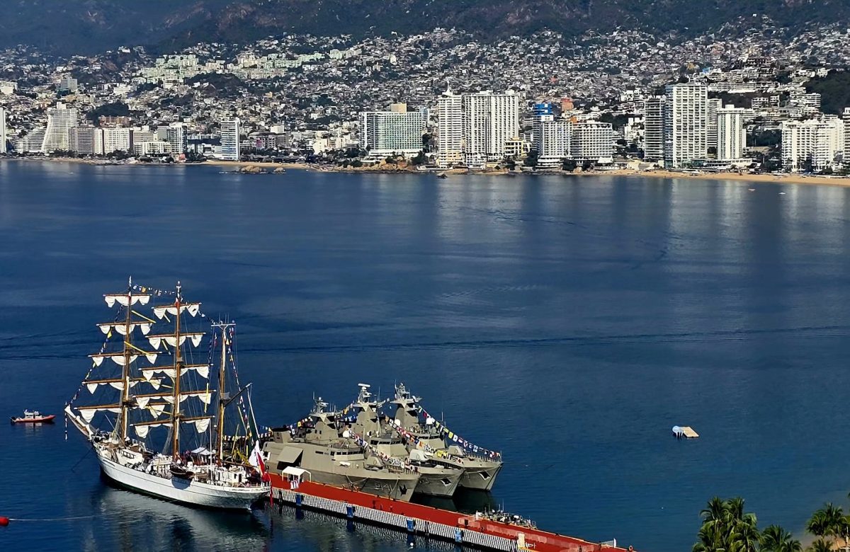 Regresa Buque Escuela Cuauhtémoc a Acapulco