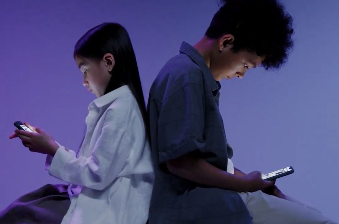 Prohíben redes sociales a menores de 16 años en Australia