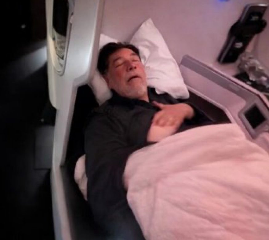 Exhiben a Noroña en vuelo Premier One