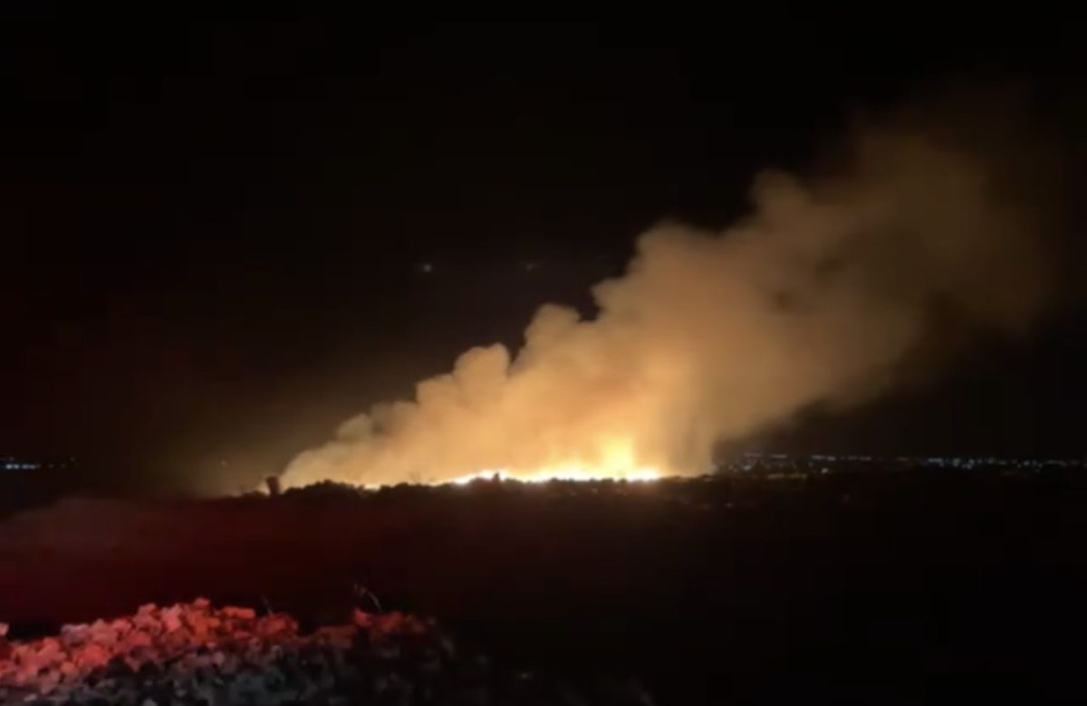 Incendio en basurero municipal de Jerez afecta hasta el 70 % del vertedero