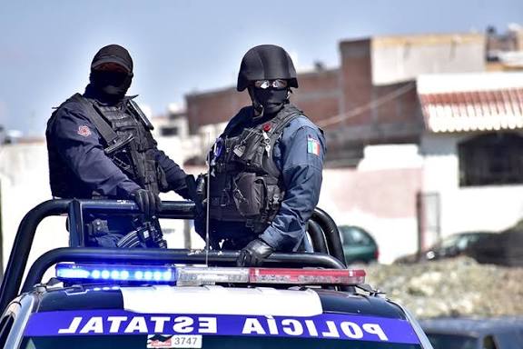Operativo policial por homicidio en la Emiliano Zapata