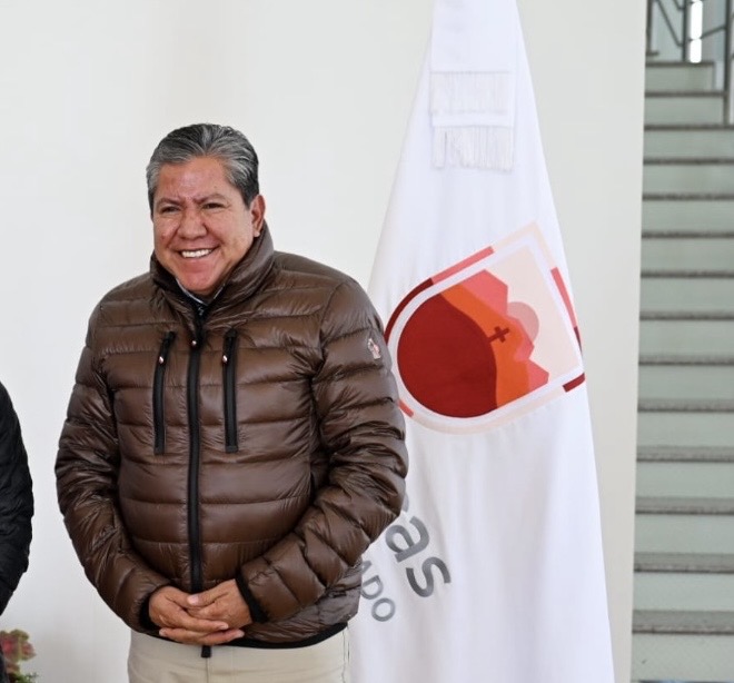 Zacatecas: Monreal llama al diálogo ante movilizaciones de maestros y personal de salud