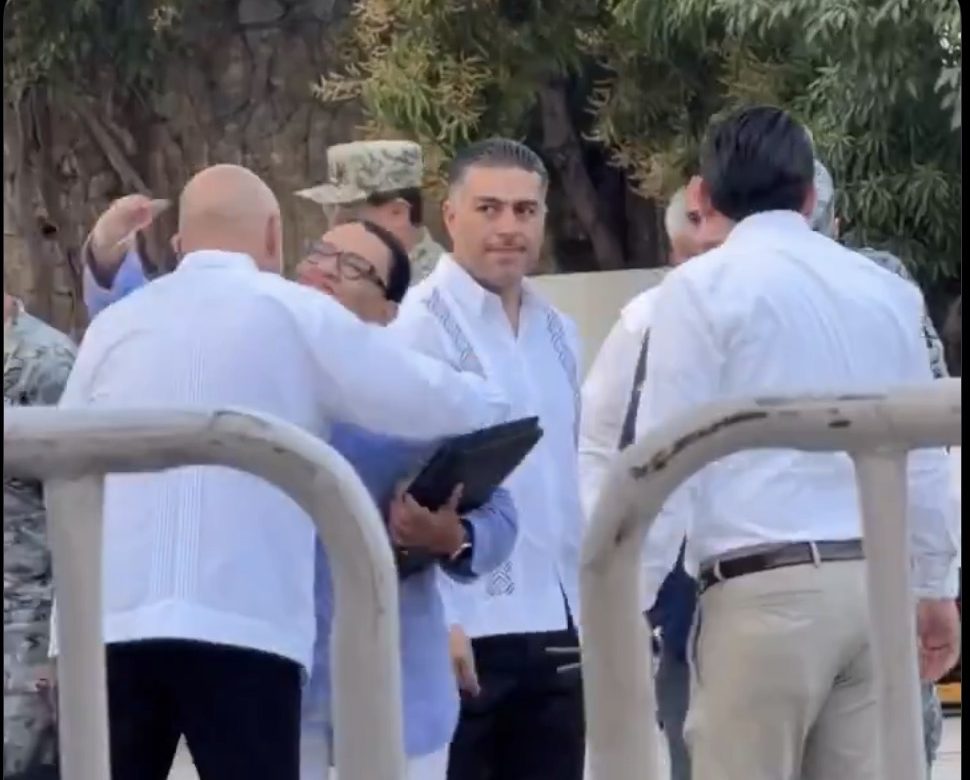 Desaira Rosa Icela a Harfuch en Acapulco
