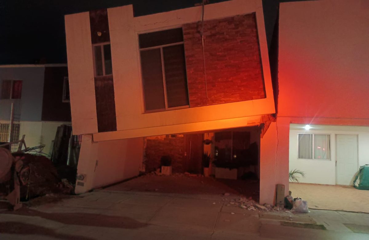 Así quedó una casa en Durango por un error de cimentación