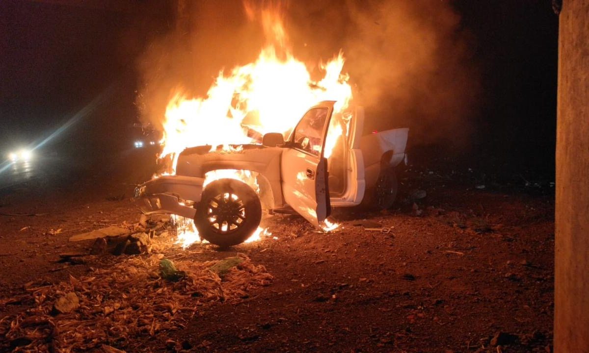 Tragedia nocturna en Guadalupe: incendio tras choque cobra dos vidas