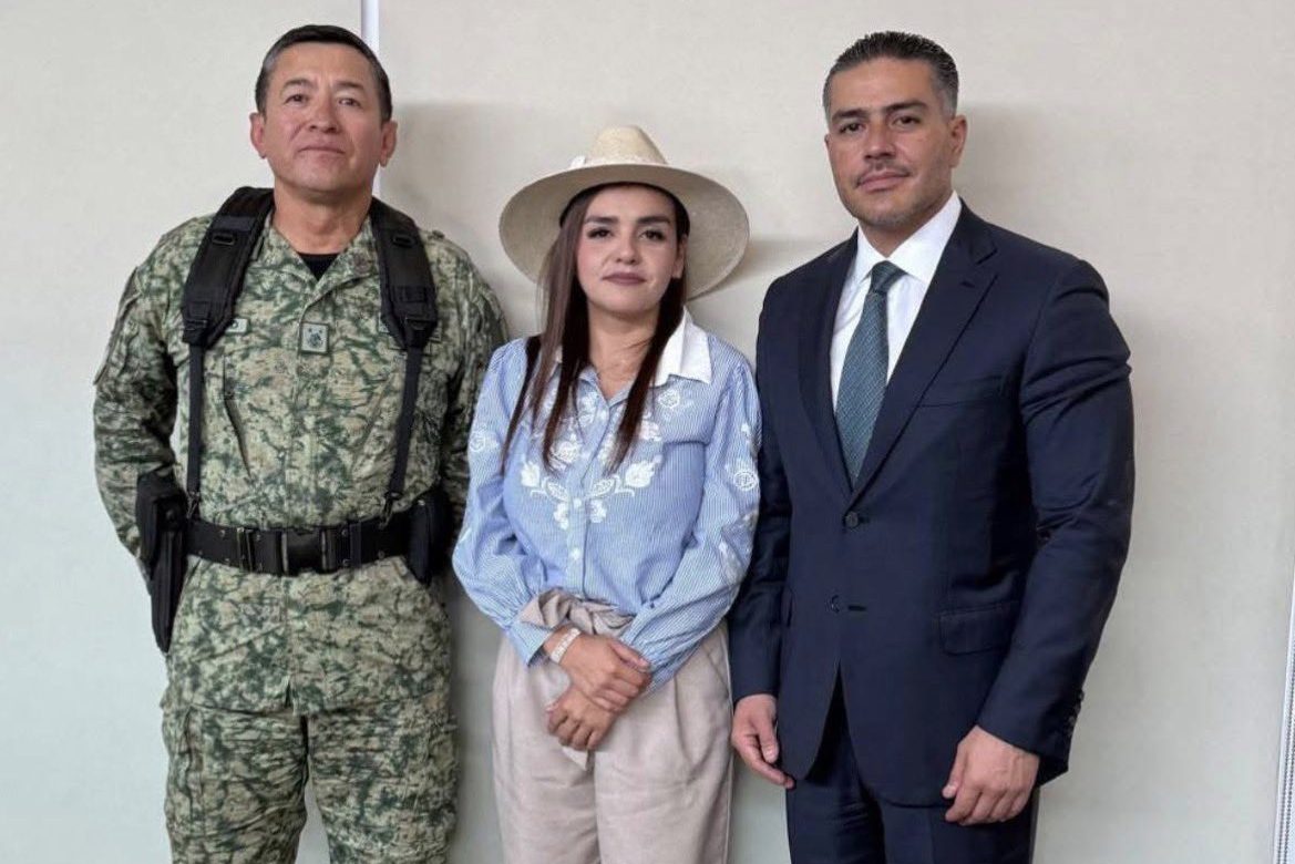 Se reúnen Harfuch y Grecia Quiroz