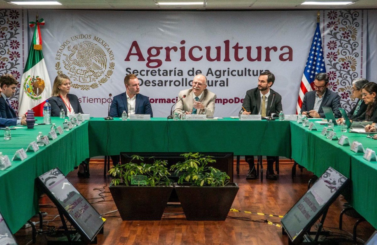Defiende Julio Berdegué a ganaderos mexicanos en EEUU
