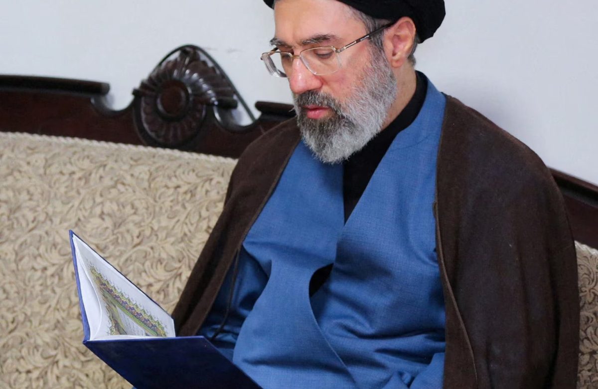 Elige Irán nuevo líder supremo