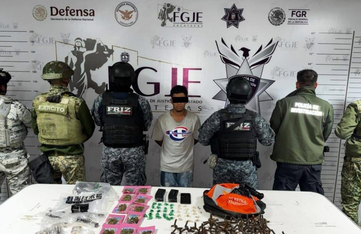 Tras explosión en Pinos, detienen a joven con material para explosivos, droga y vehículo robado