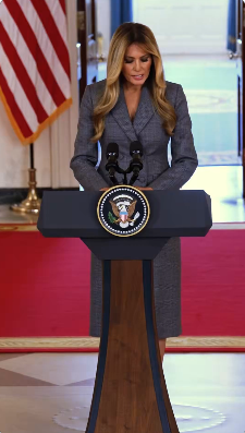 Niega Melania Trump relación cercana con Jeffrey Epstein